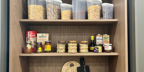 RETRACTABLE-DOORS-PANTRY-5